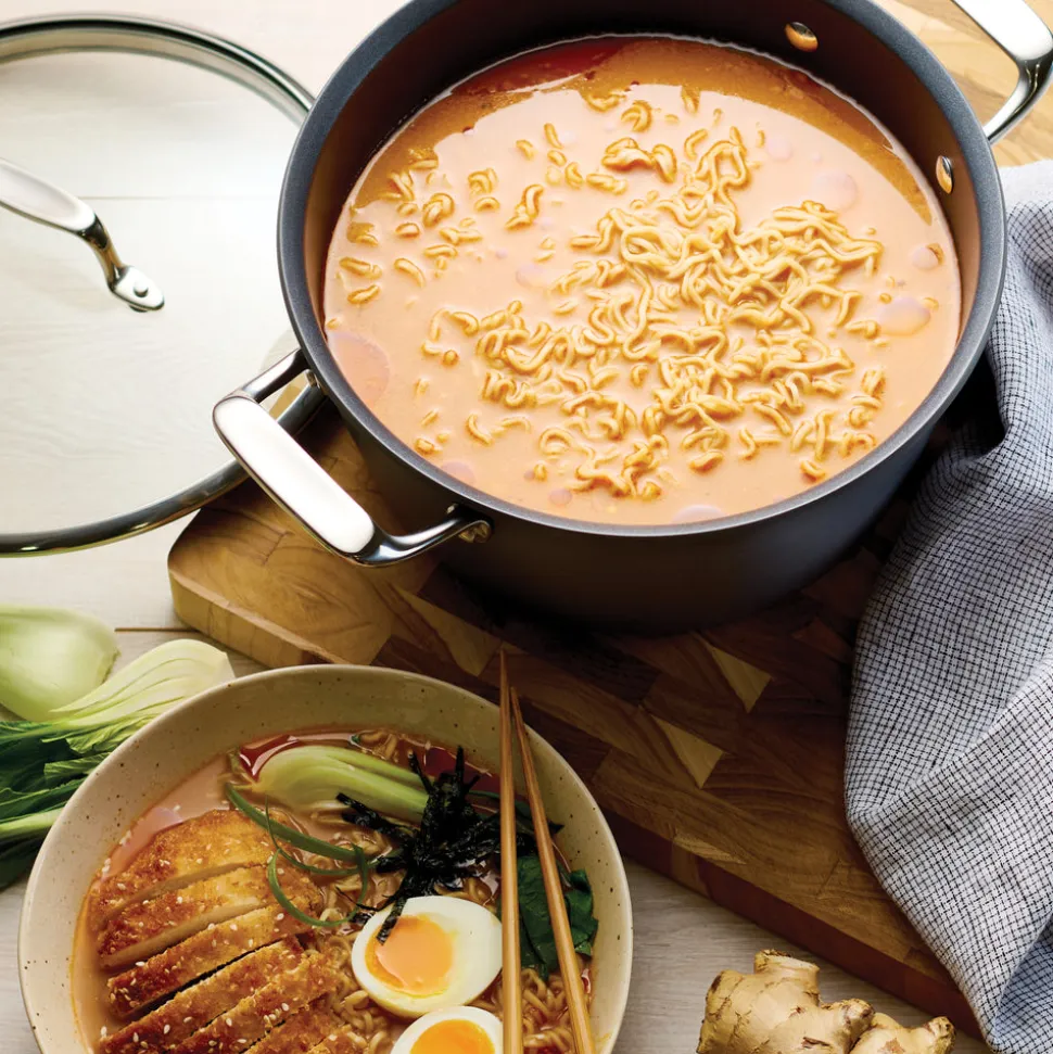 Gourmet 5 Quart Hard Anodized Aluminum Nonstick Dutch Oven