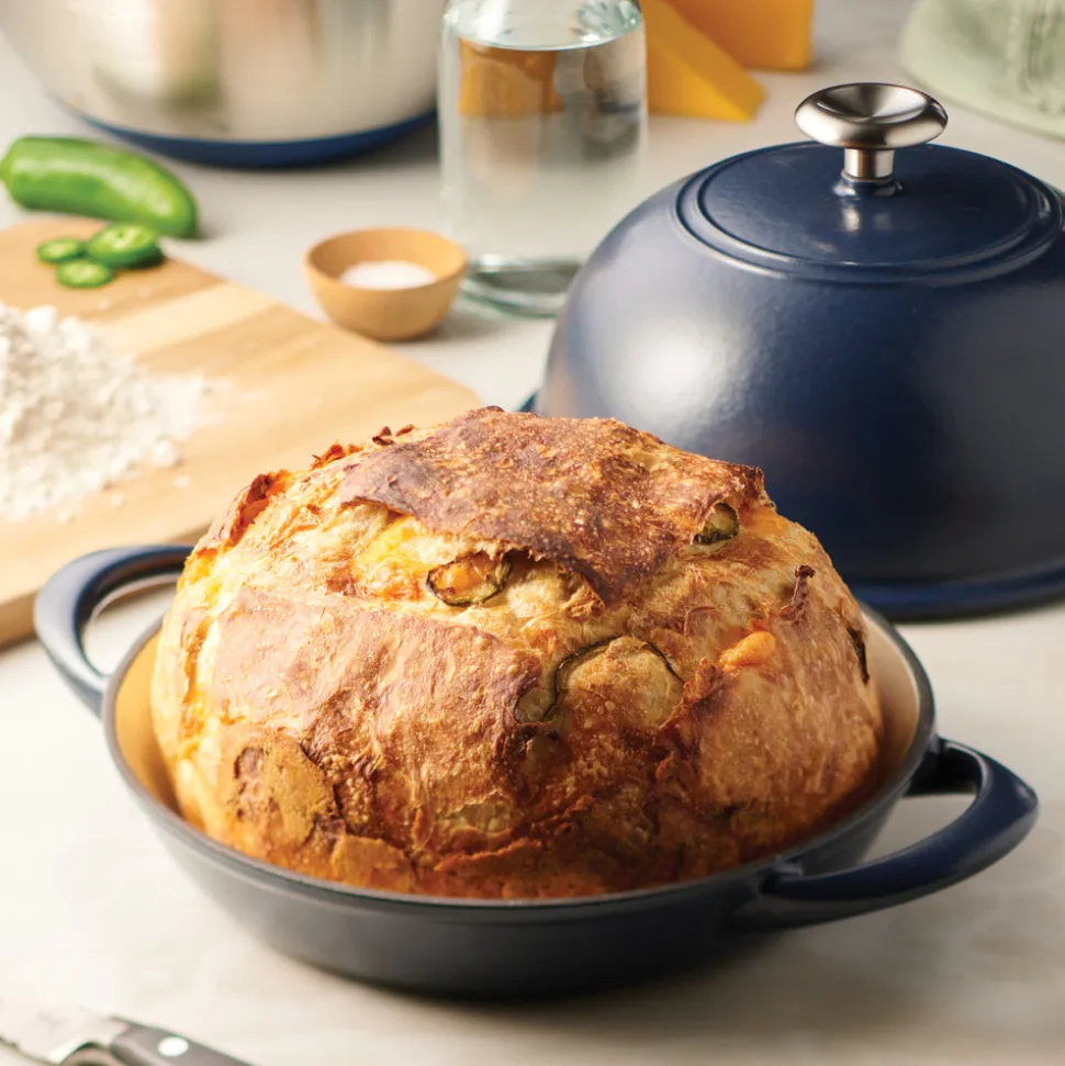 9.5 Inch Cast Iron Bread Oven