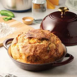 9.5 Inch Cast Iron Bread Oven
