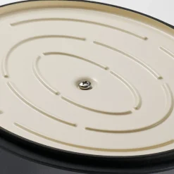 Mesa 5.5 Quart Enameled Cast Iron Oval Dutch Oven