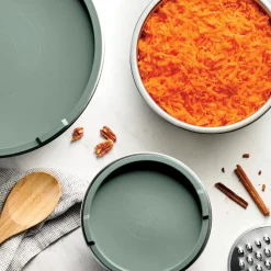 10 Piece Covered Stainless Steel and Silicone Mixing Bowl Set with Grating Tools