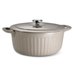 7 Quart Fluted Enameled Cast Iron Dutch Oven