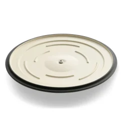 7 Quart Fluted Enameled Cast Iron Dutch Oven