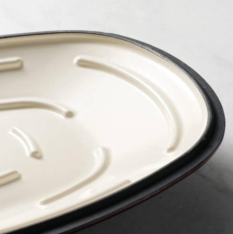 7 Quart Oval Enameled Cast Iron Dutch Oven