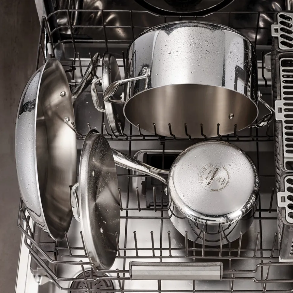 Signature 6 Quart Tri-Ply Clad Stainless Steel Covered Braiser
