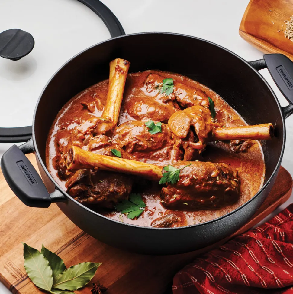Utsava Pre-Seasoned Cast Iron Kadai with Lid